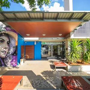 https://brisbane-city-yha.queenslandhotels.net